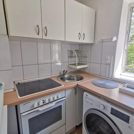 Apartamento Charming Modern Apartment, Minutes From Downtown