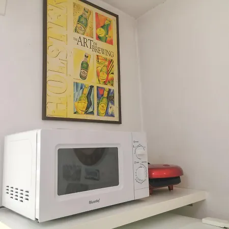 Apartamento Charming Modern Apartment, Minutes From Downtown *
