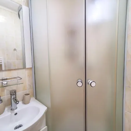 Apartment Charming Modern Apartment, Minutes From Downtown Cluj-Napoca